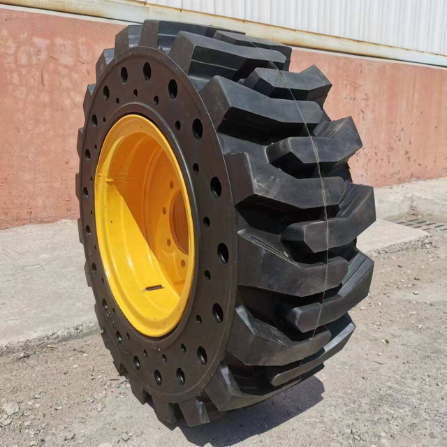 16/70-20,30x10-16,10-16.5,12-16.5, 20.5/70-16,205/70-16 ,hight quality solid otr wheel loader/earth mover tire 